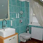 Reetdachfachwerkvilla Am Wiesengrund Апартаменты *
