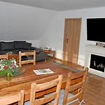 Reetdachfachwerkvilla Am Wiesengrund Берген-ауф-Рюген