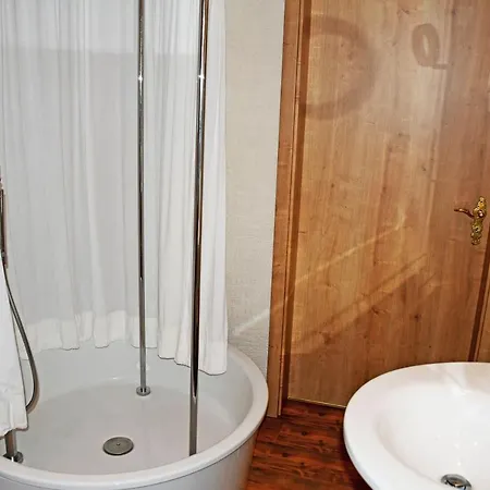 Reetdachfachwerkvilla Am Wiesengrund *