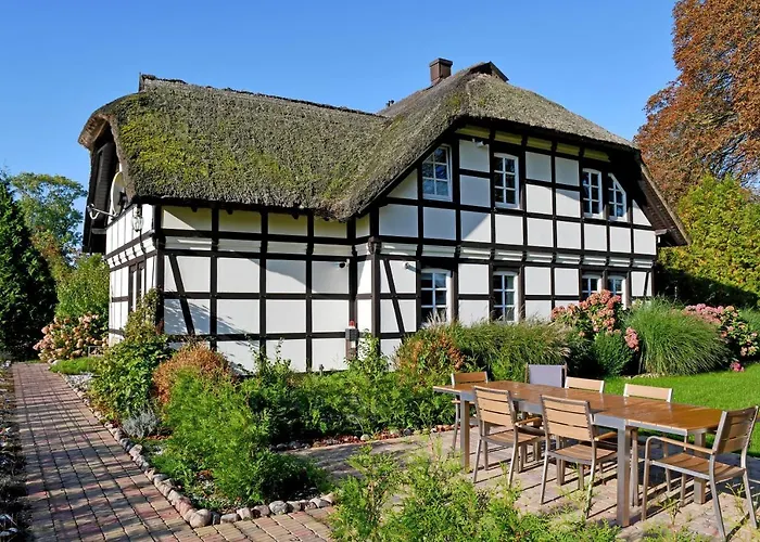 Appartamento Reetdachfachwerkvilla Am Wiesengrund *