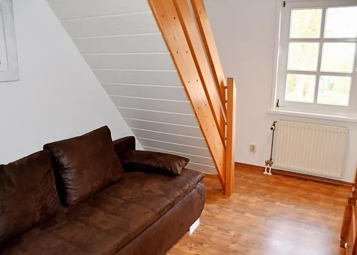 Reetdachfachwerkvilla Am Wiesengrund * Bergen Auf Rugen